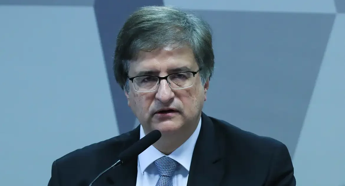 PGR pede apuração sobre ações de Eduardo Bolsonaro contra autoridade