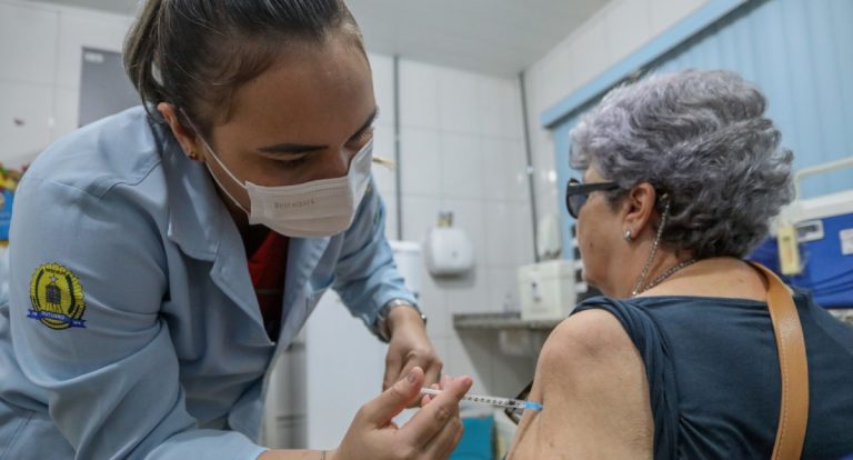 Campanha de vacinação contra influenza e HPV é reforçada pela Prefeitura na capital e nos distritos - News Rondônia