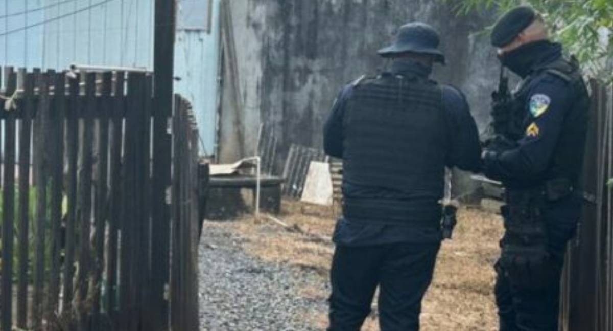 Idosa é encontrada morta em estado de decomposição em apartamento