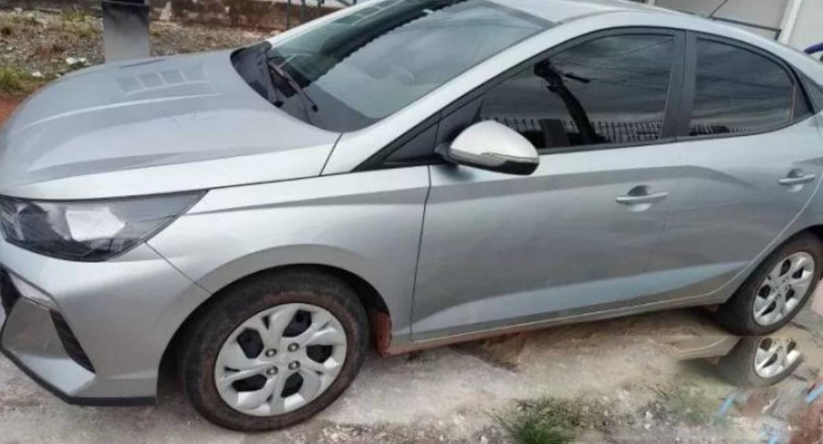 Polícia Civil recupera carro furtado de locadora em Santa Luzia D’Oeste