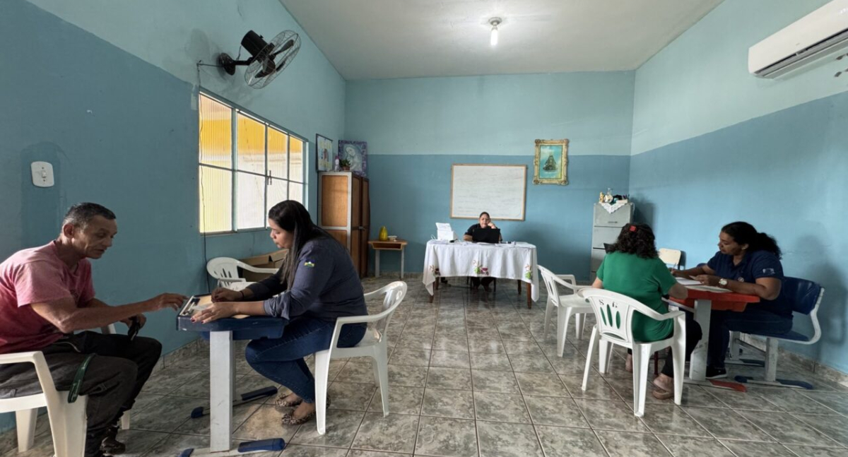 Governo de RO realiza mutirão para avançar na regularização do Bairro Costa e Silva, em Porto Velho