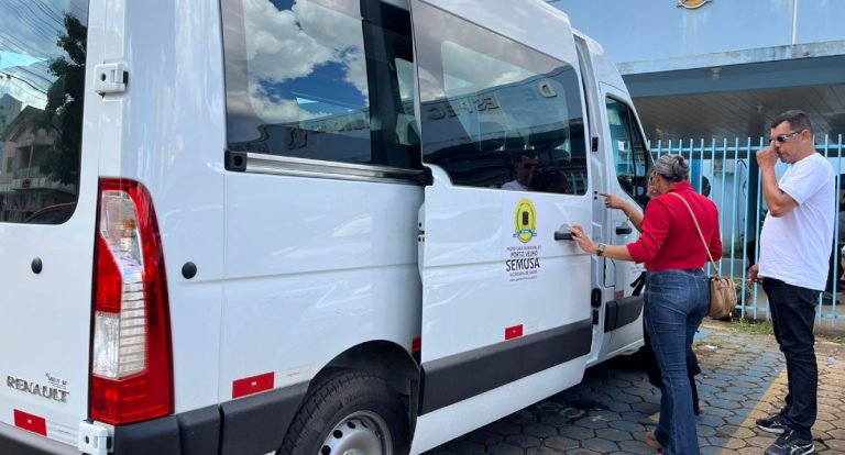 Van da Saúde, fruto de emenda do vereador Márcio Pacele, já está em operação! Veja como agendar e quais os critérios - News Rondônia