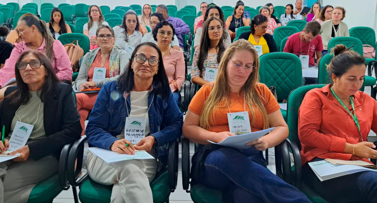 Capacitação prepara extensionistas para orientar famílias rurais sobre benefícios da Previdência Social