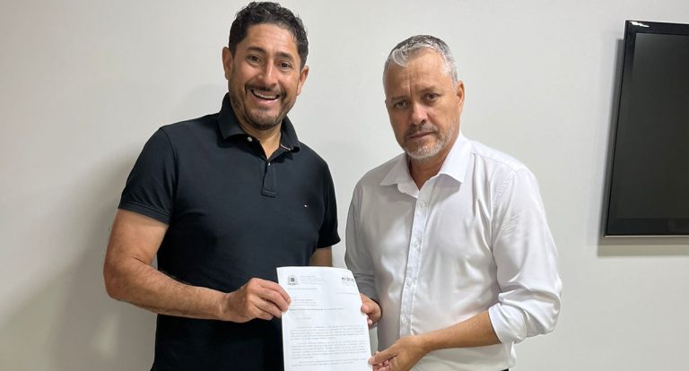 Vereador Márcio Pacele se reúne com secretário adjunto da Semed para discutir demandas de Extrema - News Rondônia