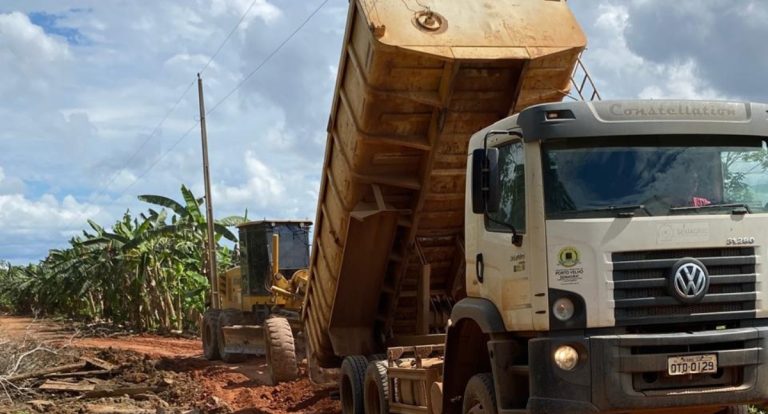 Governo municipal acelera obras em ramais e estradas afetados pela recente cheia do rio Madeira - News Rondônia
