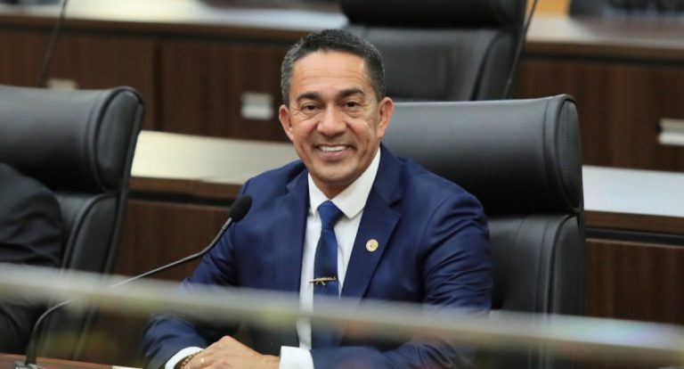 Eyder Brasil apoia propostas que beneficiam servidores públicos e melhoram a administração em Rondônia - News Rondônia