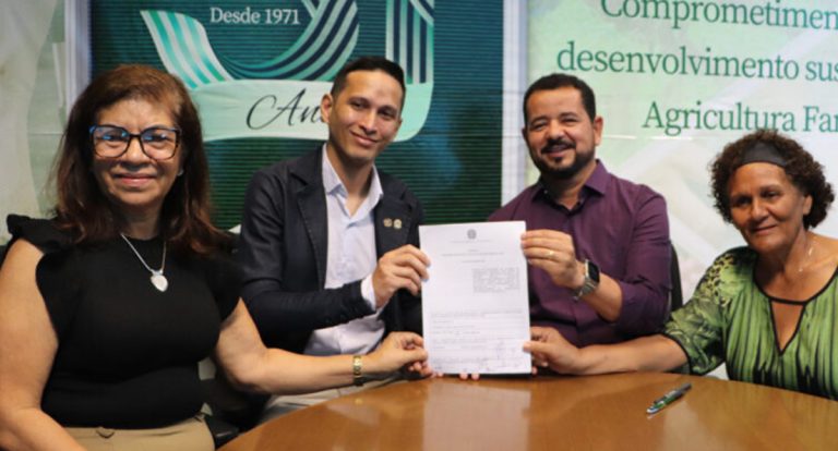 Governo de Rondônia firma acordo para garantir acesso de agricultores familiares à previdência social - News Rondônia