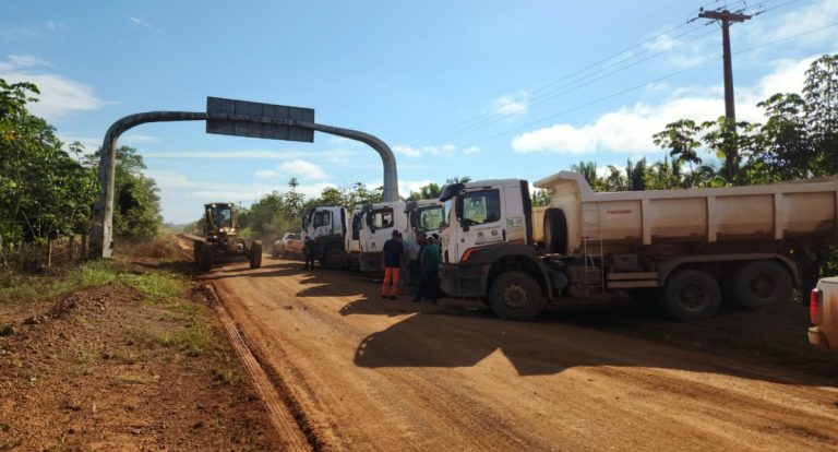Gestão municipal realiza obras de recuperação nos ramais agrícolas de São Domingos e Riacho Azul, na zona rural da capital - News Rondônia