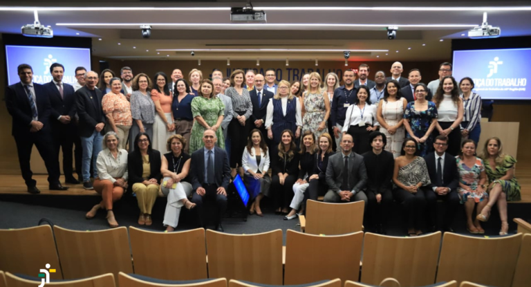 TRT-14 marca presença no 5º Encontro Nacional da Memória do Judiciário