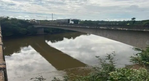 CREA-RO entrega relatório de vistoria da Ponte do Rio Candeias ao MPF