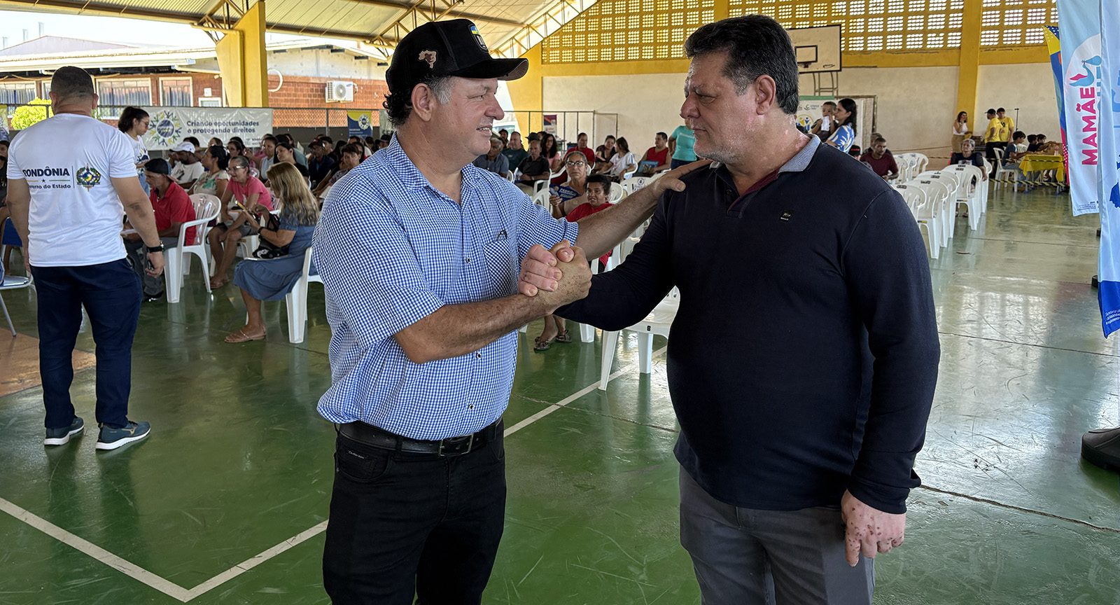 Deputado Pedro Fernandes acompanha ação do Rondônia Cidadã em Monte Negro