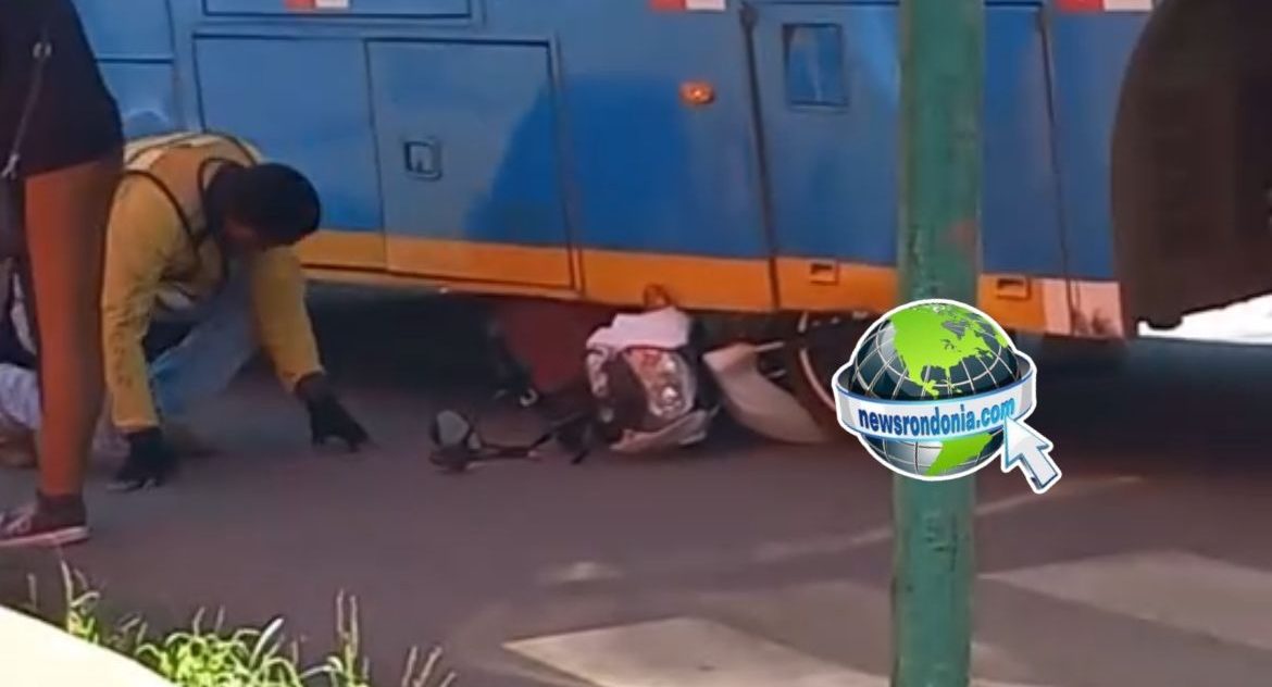 Moto é arrastada por ônibus em grave acidente na zona sul