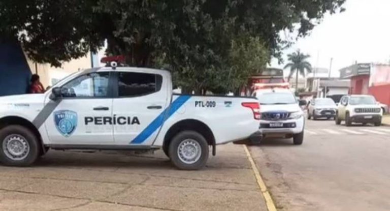 Casal é preso por agressão mútua na frente dos filhos após noite de bebedeira