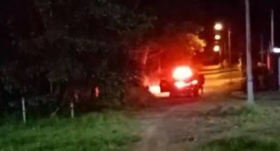 PM e PRF perseguem motoqueiros após manobras perigosas; um é detido após queda