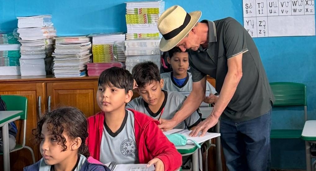 JAIME BAGATTOLI: Projeto do senador busca tornar obrigatório o ensino de Libras dentro da educação básica