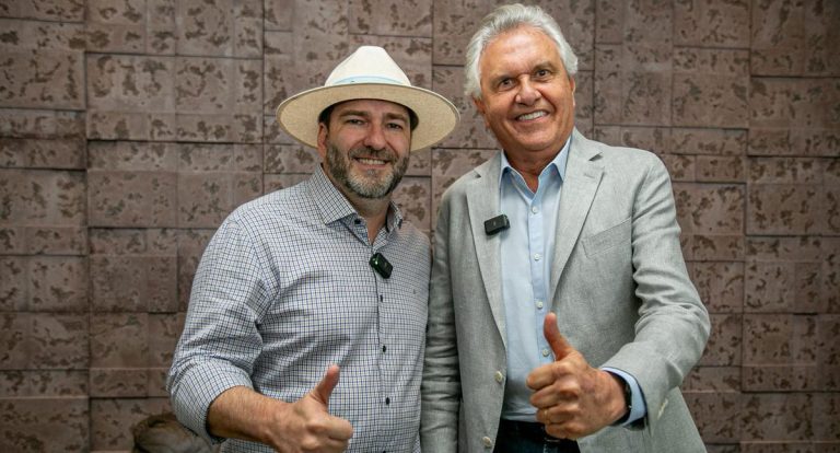 Governador Ronaldo Caiado é recepcionado pelo presidente Alex Redano na 12ª Rondônia Rural Show em Ji-Paraná - News Rondônia