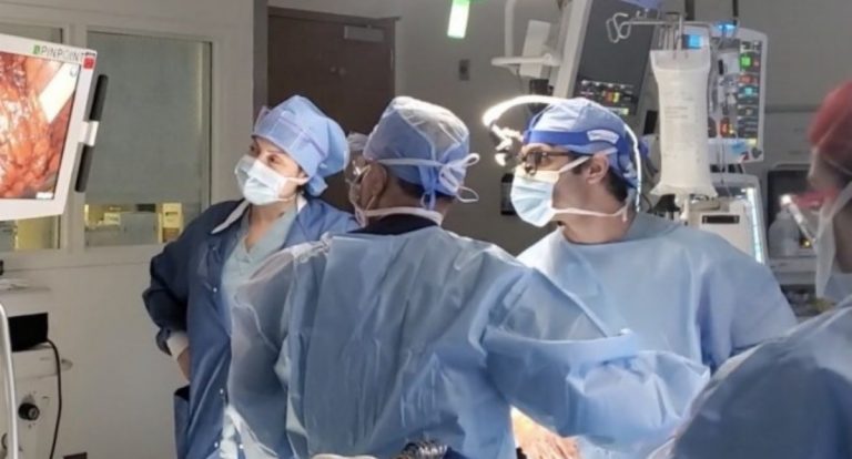 Mundo realiza com sucesso o primeiro transplante de bexiga