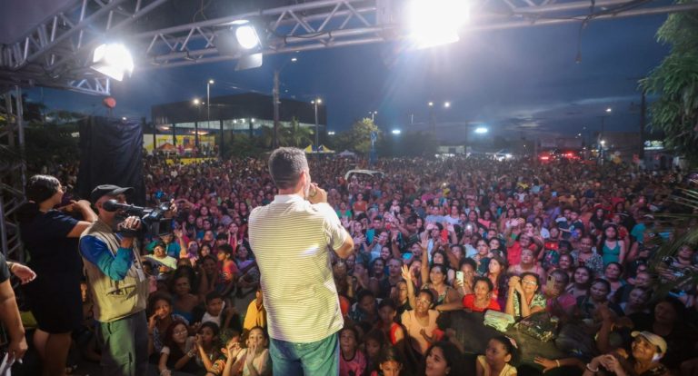 Prefeitura promove celebração especial para o Dia das Mães com música, sorteios e serviços de beleza