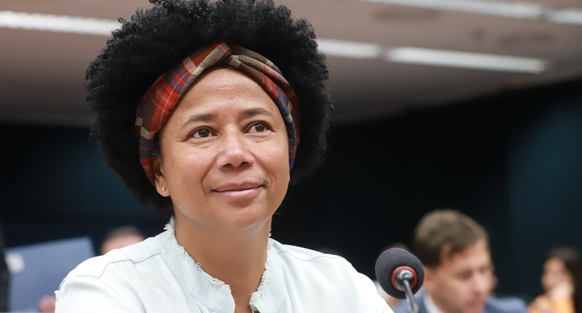 Deputada Sílvia Cristina apoia CPI do INSS, mas é alvo de fake news por adversários políticos