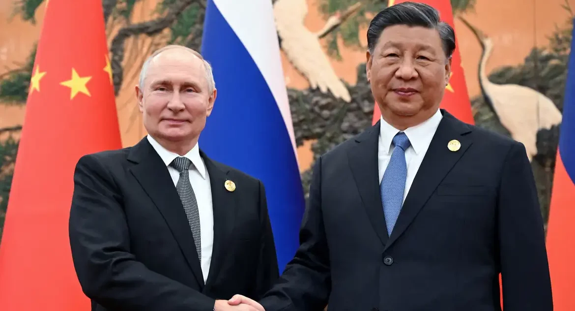 Drones ucranianos atacam Moscou antes de visita de Xi Jinping, que participará de desfile com Putin