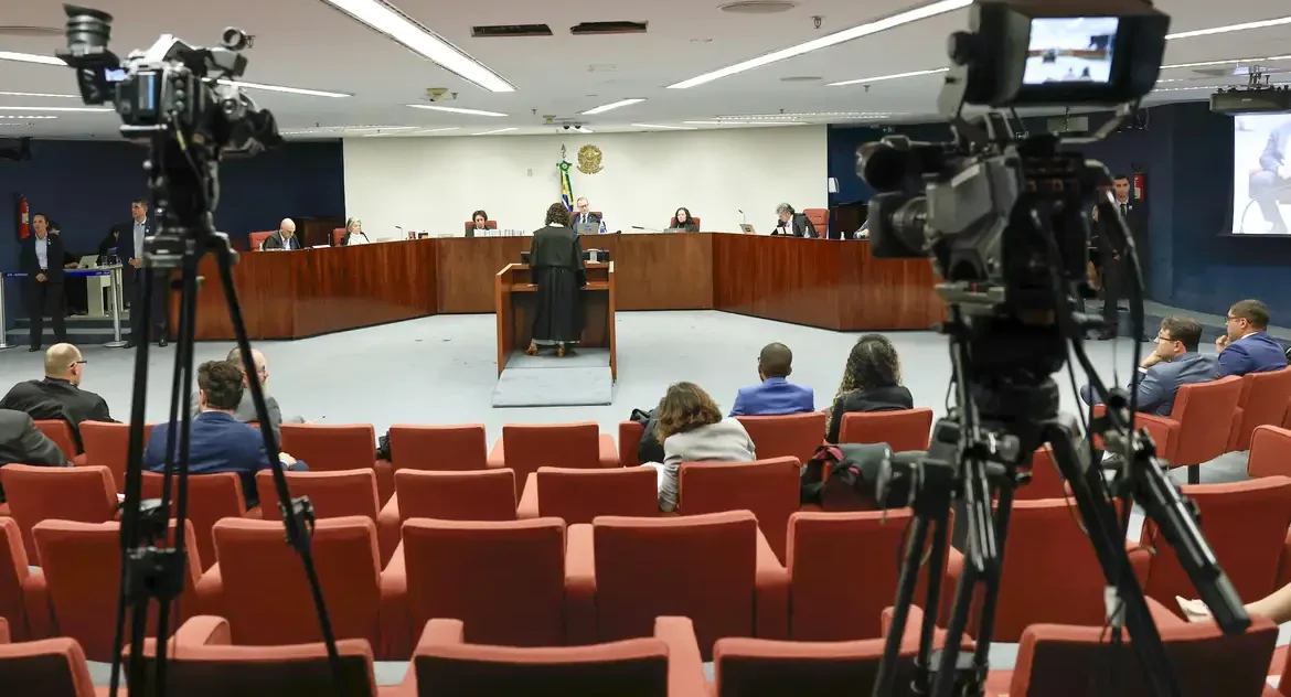 STF julga se torna réus sete acusados de envolvimento em trama golpista para manter Bolsonaro no poder