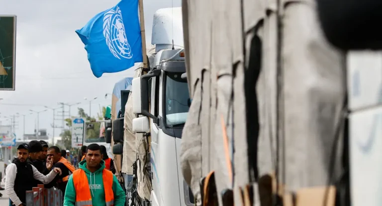 Israel aprova retomada parcial da ajuda humanitária a Gaza e amplia operação militar no enclave