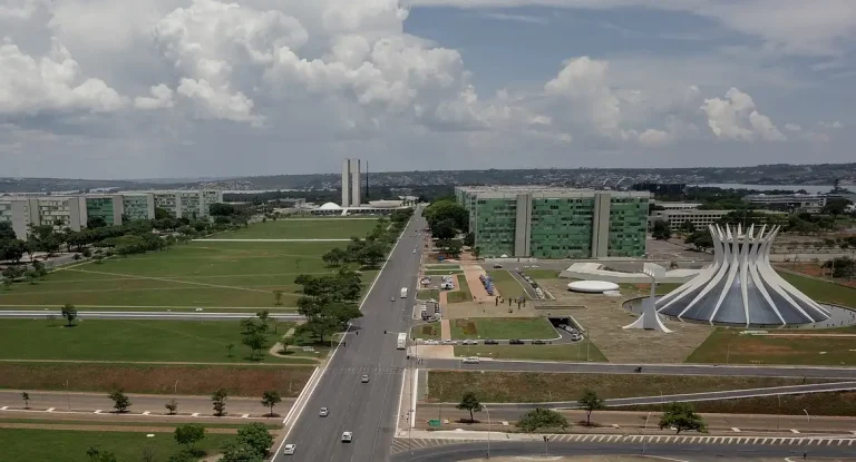 Governo federal anuncia 3.352 vagas para 35 órgãos na 2ª edição do Concurso Nacional Unificado; edital sai em julho