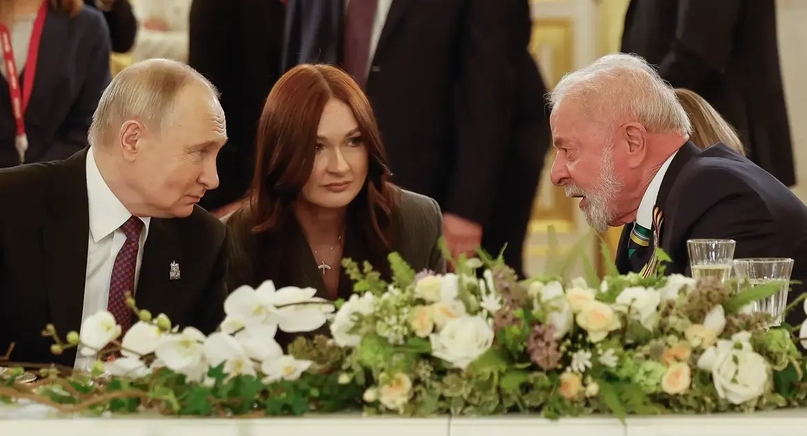 Lula participa de celebração dos 80 anos da vitória soviética sobre o nazismo em Moscou e se reúne com Putin