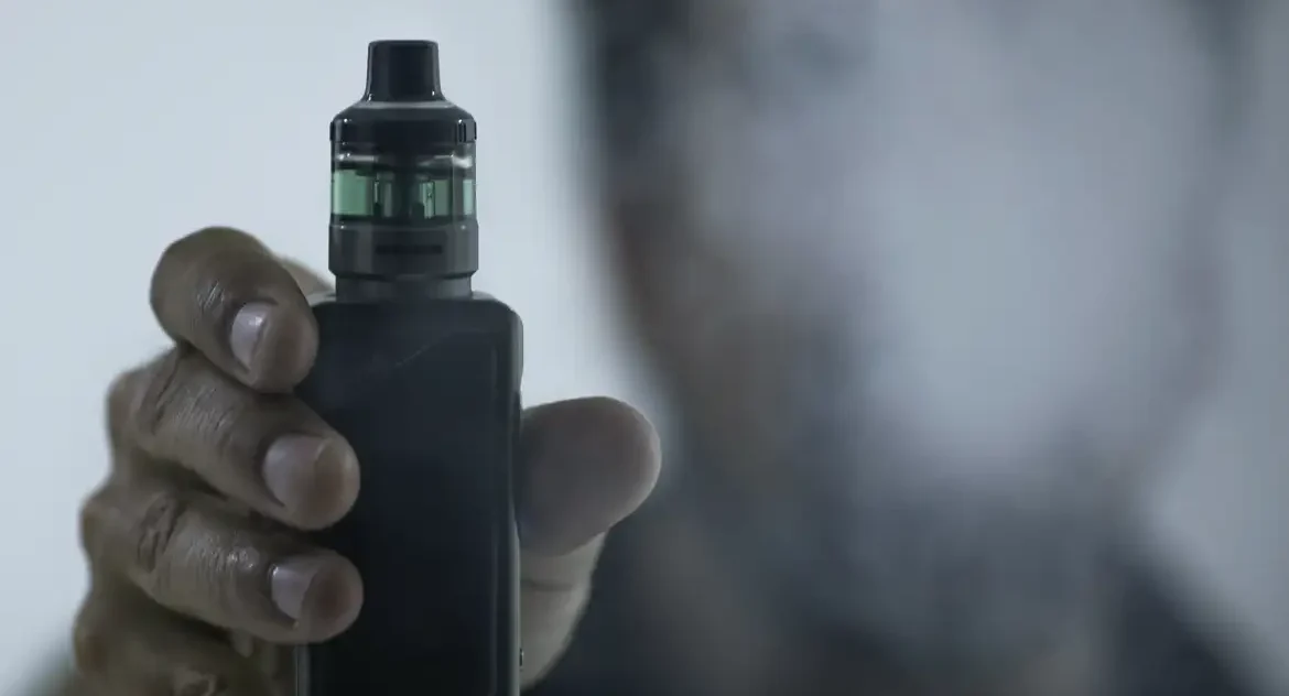 Governo notifica plataformas digitais para remover conteúdos sobre cigarros eletrônicos em 48 Horas