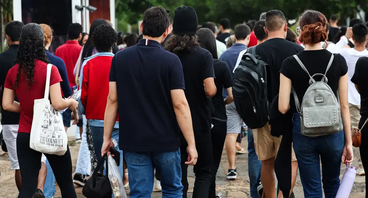 Enem 2025: Inscrições serão de 26 de maio a 6 de junho e provas ocorrem em 9 e 16 de novembro