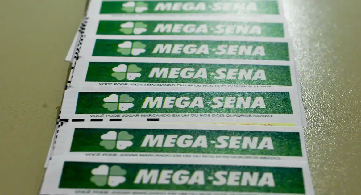 Mega-Sena sorteia prêmio acumulado de R$ 11 milhões