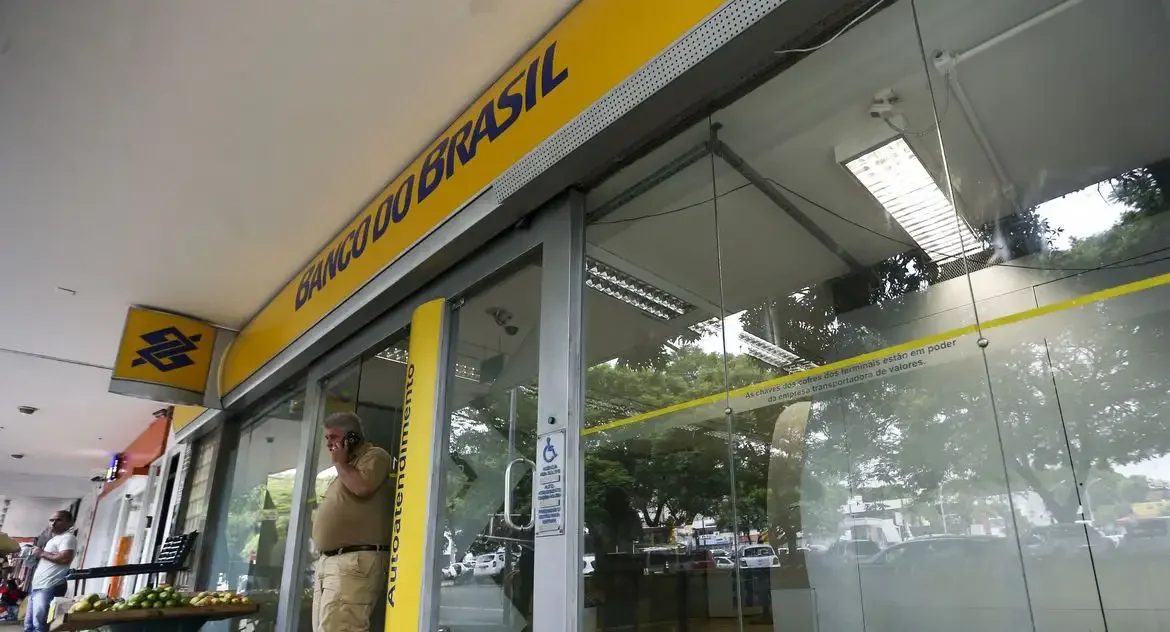 Lucro do Banco do Brasil cai 20,7% no 1º trimestre de 2025, impactado por novas regras contábeis e inadimplência no agronegócio