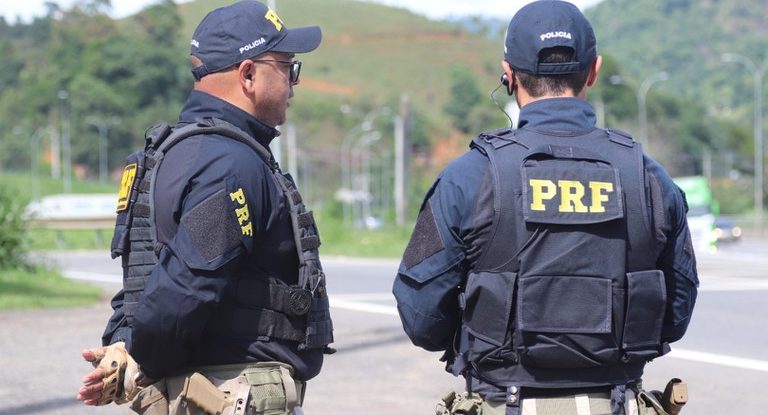 PRF em Rondônia realiza 2 prisões em flagrante por tráfico de drogas dentro de 15 minutos