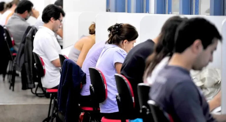 MEC prorroga até 16 de maio prazo para inscrição de cursinhos na Rede Nacional de Cursinhos Populares com apoio financeiro de até R$ 163 mil