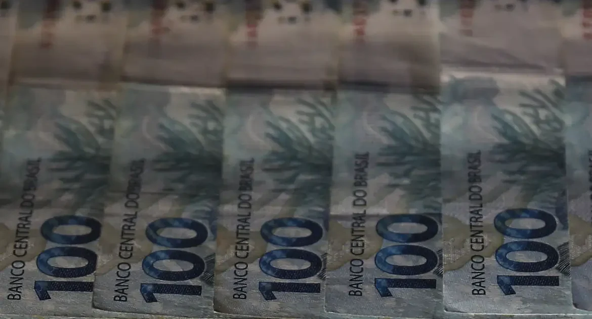 União paga R$ 820,7 milhões em dívidas de estados e municípios em abril; total no ano chega a R$ 3,32 bilhões