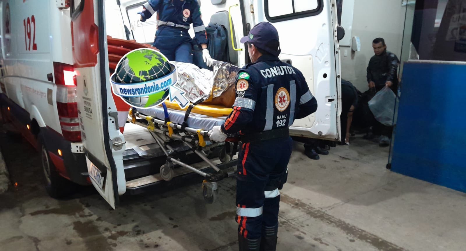 Acidente com capotamento deixa dois mortos e um ferido em estado grave na BR-319