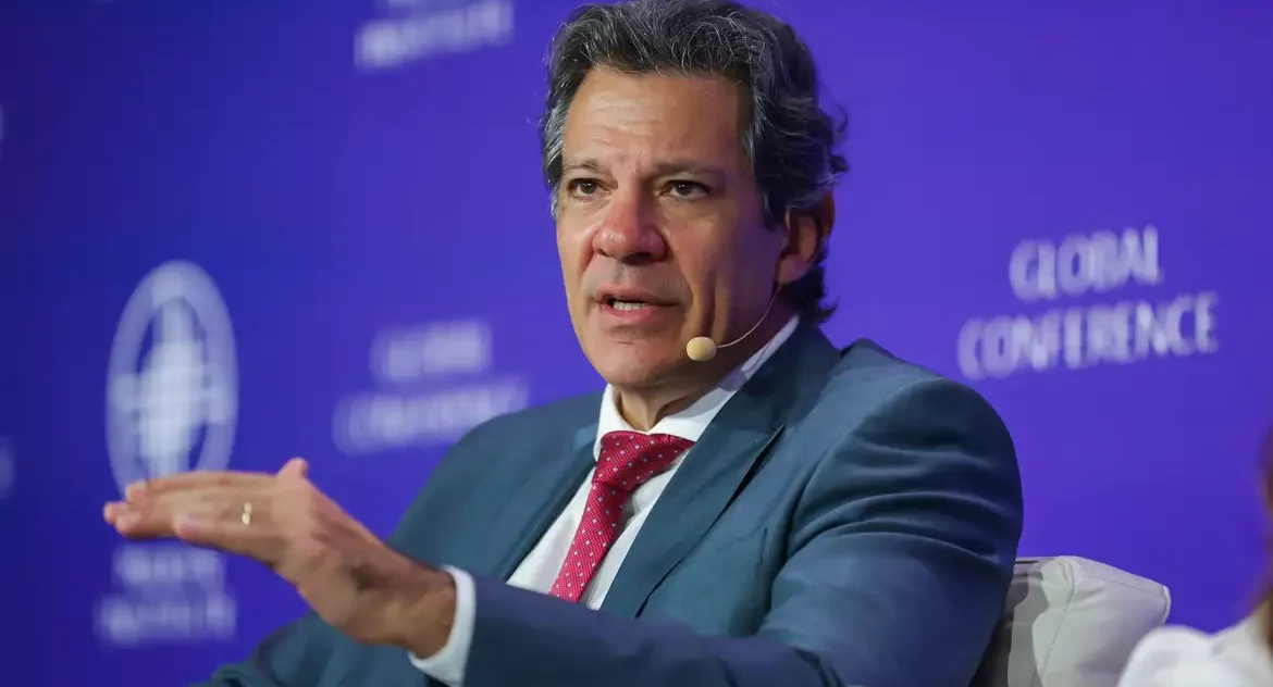 Haddad diz que governo reviu alta do IOF para evitar ruídos e manter atratividade de investimentos