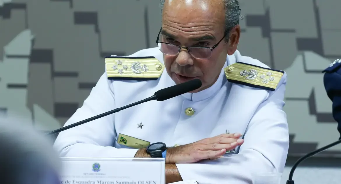 STF mantém depoimento do comandante da Marinha como testemunha em ação sobre tentativa de golpe