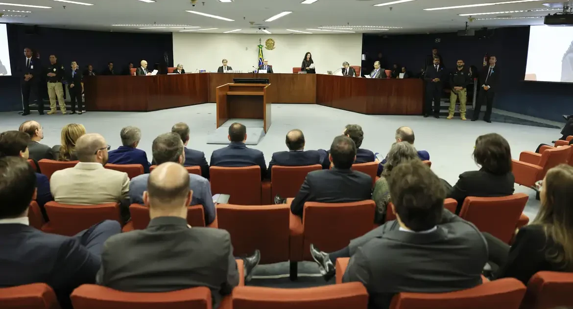 STF encerra oitivas de testemunhas e agenda interrogatório de Bolsonaro e ex-ministros na ação sobre tentativa de golpe em 2022