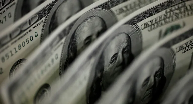 Tesouro Nacional capta US$ 2,75 bilhões com juros mais altos em emissão de títulos da dívida externa