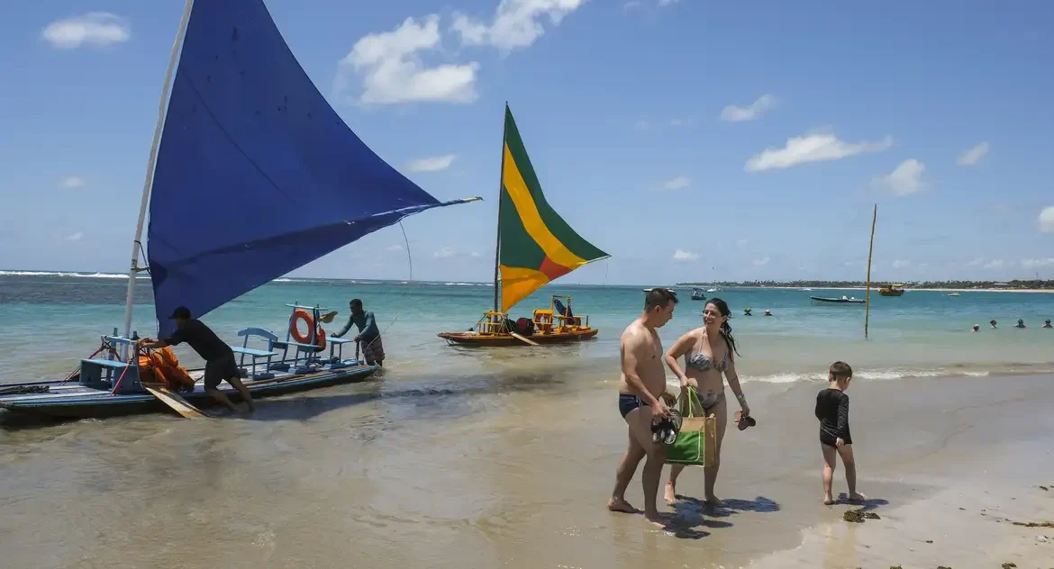 Setor de turismo fatura R$ 55,4 bilhões no 1º trimestre de 2025, maior valor da série histórica