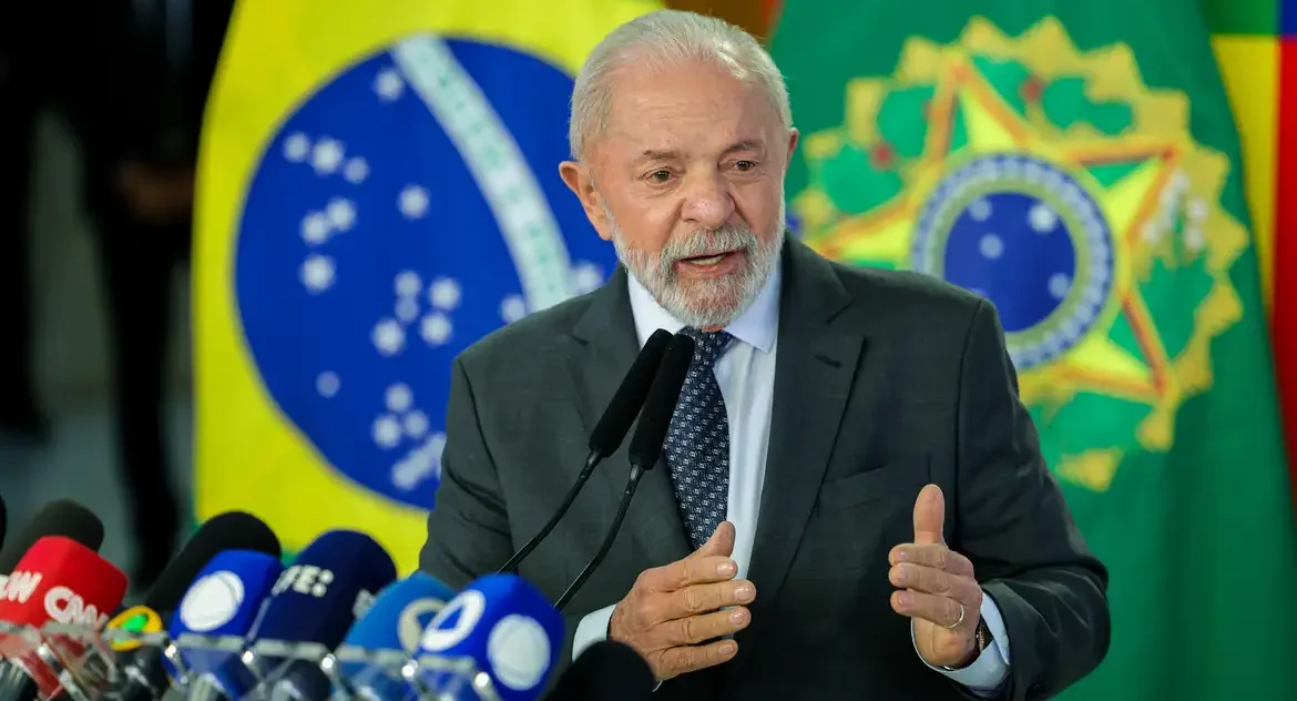Lula afirma que governo avalia alternativas ao aumento do IOF após críticas e discussão com Congresso