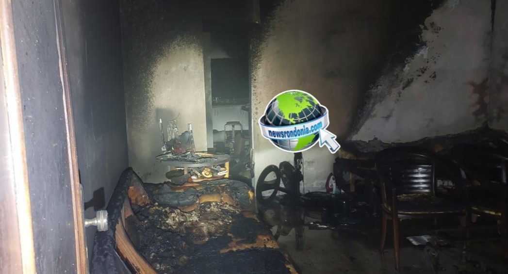 Jovem coloca fogo na casa da mãe e foge no centro de Porto Velho