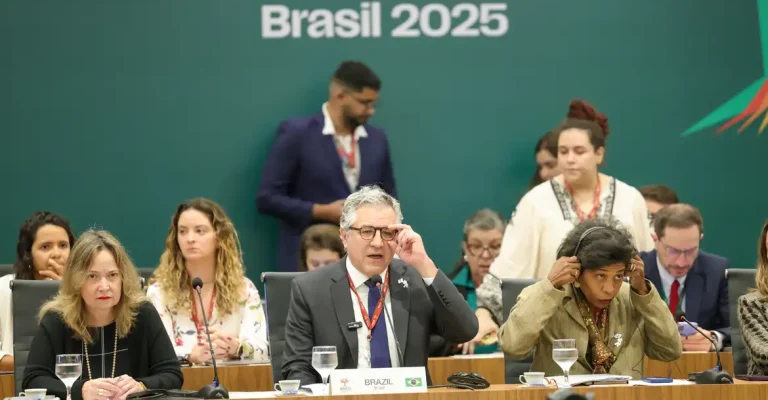 Brasil quer se consolidar como polo de vacinas com RNA mensageiro - News Rondônia