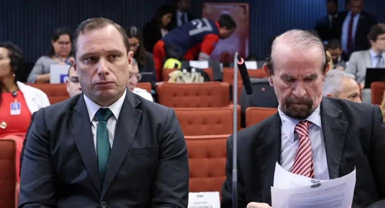 Ex-ajudante de Bolsonaro confirma pedido de monitoramento do ministro Alexandre de Moraes feito pelo ex-presidente