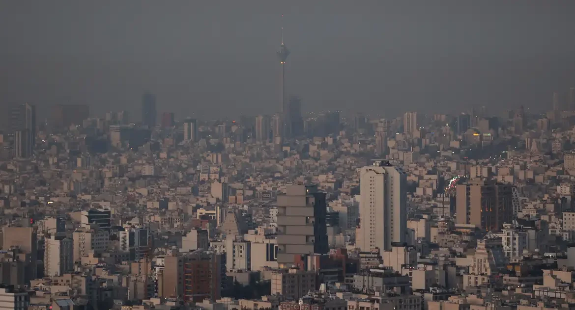 Israel ataca sede da TV estatal do Irã em Teerã