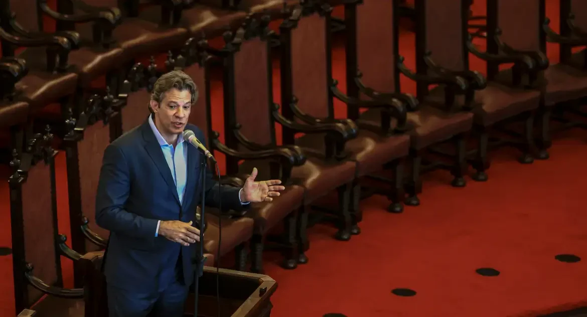 Haddad defende novo projeto de transformação social para combater "forças obscurantistas" e desigualdade no Brasil