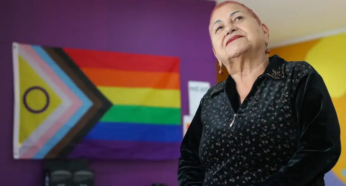 Envelhecimento da população LGBTQIA+ expõe desafios de acesso à saúde, acolhimento e políticas públicas no Brasil