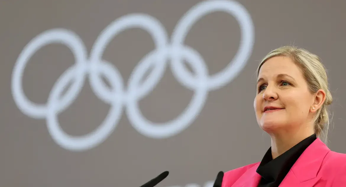 Kirsty Coventry assume presidência do Comitê Olímpico Internacional com desafios para 2028