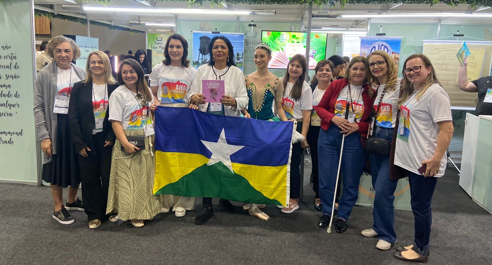 LITERATURA: AJEB RO Brilha na Bienal Internacional do Livro do Rio de Janeiro
